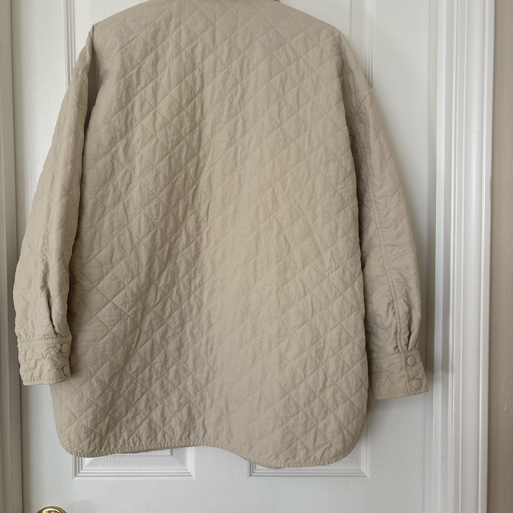 H&M Beige Quilted Jacket - Picture 4 of 8